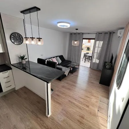 Apartmán With Terrace And Pools In Costa Adeje (Tenerife)